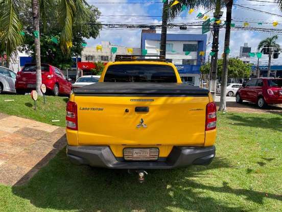 MITSUBISHI-L200 TRITON-2.4 16V TURBO DIESEL SAVANA GLS CD 4X4 AUTOMÁTICO MITSUBISHI-L200 TRITON-2021