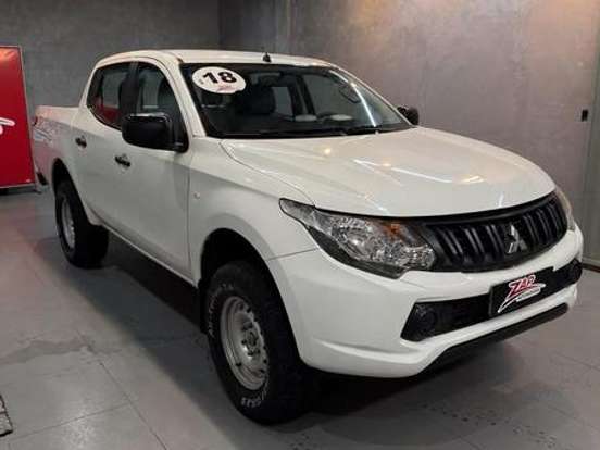 MITSUBISHI-L200 TRITON-2.4 16V TURBO DIESEL SPORT GL CD 4P 4X4 MANUAL MITSUBISHI-L200 TRITON-2018