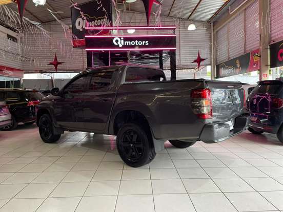 MITSUBISHI-L200 TRITON-2.4 16V TURBO DIESEL SPORT GLS CD 4P 4X4 AUTOMÁTICO MITSUBISHI-L200 TRITON-2022