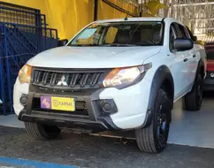 MITSUBISHI L200 TRITON 2.4 16V TURBO DIESEL SPORT GLX OUTDOOR CD 4P 4X4 MANUAL MITSUBISHI L200 TRITON 2.4 16V TURBO DIESEL SPORT GLX OUTDOOR CD 4P 4X4 MANUAL