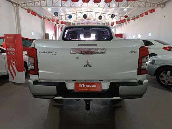 MITSUBISHI-L200 TRITON-2.4 16V TURBO DIESEL SPORT HPE CD 4P 4X4 AUTOMÁTICO MITSUBISHI-L200 TRITON-2021