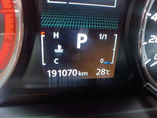 MITSUBISHI-L200 TRITON-2021