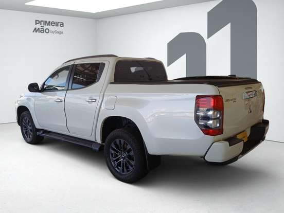 MITSUBISHI-L200 TRITON-2.4 16V TURBO DIESEL SPORT HPE CD 4P 4X4 AUTOMÁTICO MITSUBISHI-L200 TRITON-2024