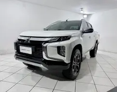 MITSUBISHI L200 TRITON 2.4 16V TURBO DIESEL SPORT HPE-S CD 4P 4X4 AUTOMÁTICO MITSUBISHI L200 TRITON 2.4 16V TURBO DIESEL SPORT HPE-S CD 4P 4X4 AUTOMÁTICO
