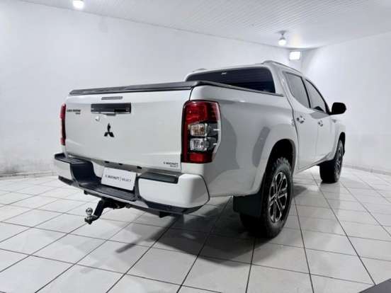 MITSUBISHI-L200 TRITON-2.4 16V TURBO DIESEL SPORT HPE-S CD 4P 4X4 AUTOMÁTICO MITSUBISHI-L200 TRITON-2023
