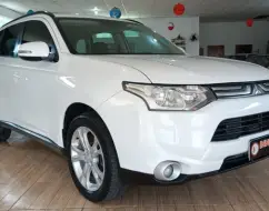 MITSUBISHI OUTLANDER 2.0 16V GASOLINA 4P AUTOMÁTICO MITSUBISHI OUTLANDER 2.0 16V GASOLINA 4P AUTOMÁTICO