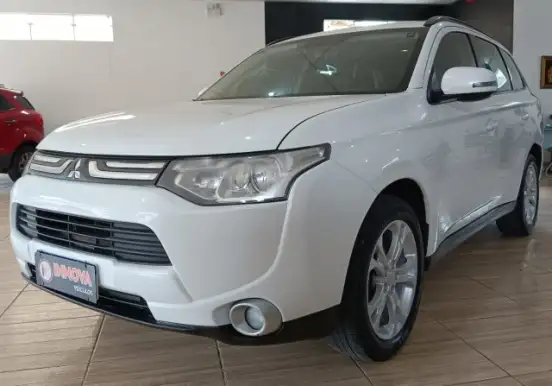 MITSUBISHI-OUTLANDER-2014