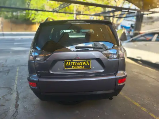 MITSUBISHI-OUTLANDER-2.0 16V GASOLINA 4P AUTOMÁTICO MITSUBISHI-OUTLANDER-2013