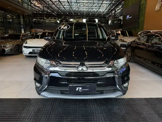 MITSUBISHI-OUTLANDER-2.0 16V GASOLINA 4P AUTOMÁTICO MITSUBISHI-OUTLANDER-2015