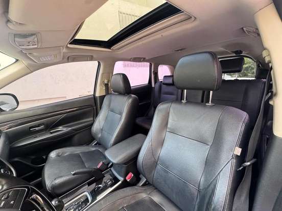 MITSUBISHI-OUTLANDER-2017