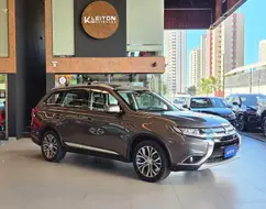 MITSUBISHI OUTLANDER 2.0 COMFORT 16V GASOLINA 4P AUTOMÁTICO MITSUBISHI OUTLANDER 2.0 COMFORT 16V GASOLINA 4P AUTOMÁTICO