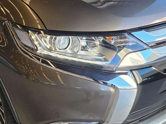 MITSUBISHI-OUTLANDER-2.0 COMFORT 16V GASOLINA 4P AUTOMÁTICO MITSUBISHI-OUTLANDER-2017