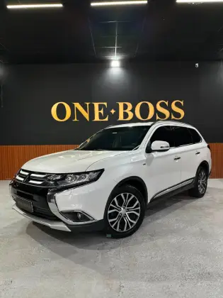 MITSUBISHI OUTLANDER 3.0 GT 4X4 V6 24V GASOLINA 4P AUTOMÁTICO