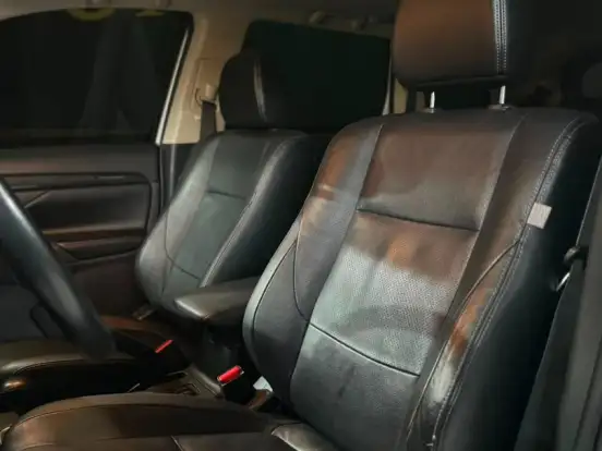 MITSUBISHI-OUTLANDER-3.0 GT 4X4 V6 24V GASOLINA 4P AUTOMÁTICO MITSUBISHI-OUTLANDER-2015
