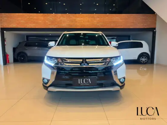 MITSUBISHI-OUTLANDER-2017