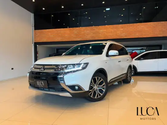 MITSUBISHI-OUTLANDER-3.0 GT 4X4 V6 24V GASOLINA 4P AUTOMÁTICO MITSUBISHI-OUTLANDER-2017