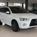 MITSUBISHI OUTLANDER 3.0 GT 4X4 V6 24V GASOLINA 4P AUTOMÁTICO MITSUBISHI OUTLANDER 3.0 GT 4X4 V6 24V GASOLINA 4P AUTOMÁTICO