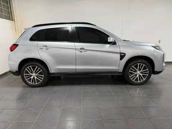 MITSUBISHI-OUTLANDER SPORT-2020