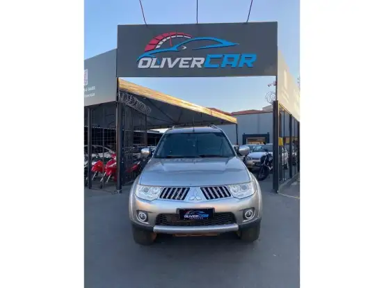 MITSUBISHI-PAJERO DAKAR-3.2 4X4 16V TURBO INTERCOOLER DIESEL 4P AUTOMÁTICO MITSUBISHI-PAJERO DAKAR-2012