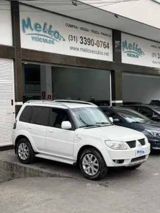 MITSUBISHI PAJERO TR4 2.0 4X2 16V 140CV FLEX 4P AUTOMÁTICO