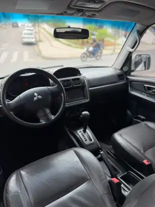 MITSUBISHI-PAJERO TR4-2.0 4X2 16V 140CV FLEX 4P AUTOMÁTICO MITSUBISHI-PAJERO TR4-2012