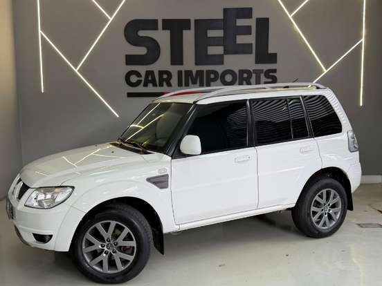 MITSUBISHI-PAJERO TR4-2.0 4X2 16V 140CV FLEX 4P AUTOMÁTICO MITSUBISHI-PAJERO TR4-2013