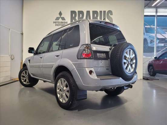 MITSUBISHI-PAJERO TR4-2012
