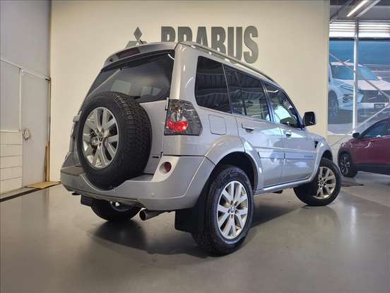 MITSUBISHI-PAJERO TR4-2.0 4X2 16V 140CV FLEX 4P AUTOMÁTICO MITSUBISHI-PAJERO TR4-2012