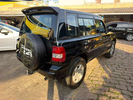 MITSUBISHI-PAJERO TR4-2.0 4X4 16V 131CV GASOLINA 4P MANUAL MITSUBISHI-PAJERO TR4-2004