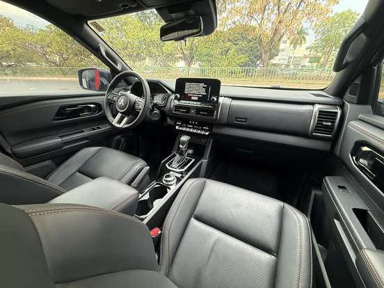 MITSUBISHI-TRITON-2025