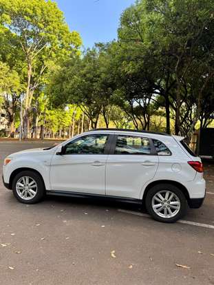 MITSUBISHI-ASX-2011