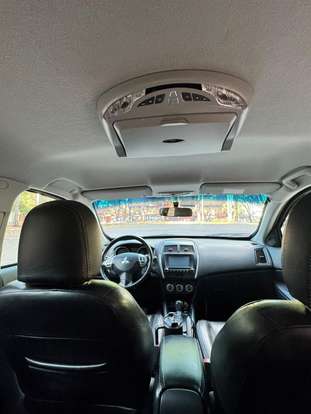 MITSUBISHI-ASX-2011