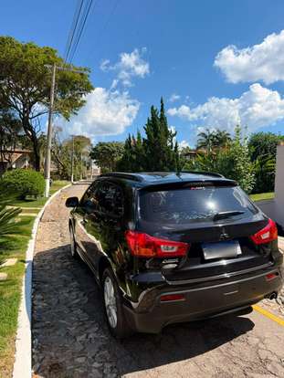 MITSUBISHI-ASX-2010