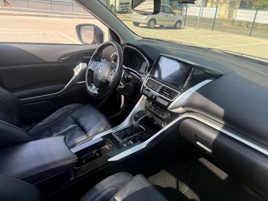 MITSUBISHI-ECLIPSE CROSS-1.5 MIVEC TURBO GASOLINA HPE-S CVT MITSUBISHI-ECLIPSE CROSS-2019