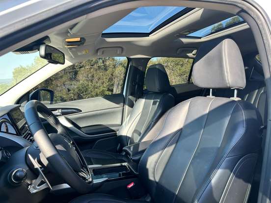 MITSUBISHI-ECLIPSE CROSS-2024