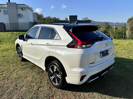 MITSUBISHI-ECLIPSE CROSS-1.5 MIVEC TURBO GASOLINA HPE-S S-AWC CVT MITSUBISHI-ECLIPSE CROSS-2024