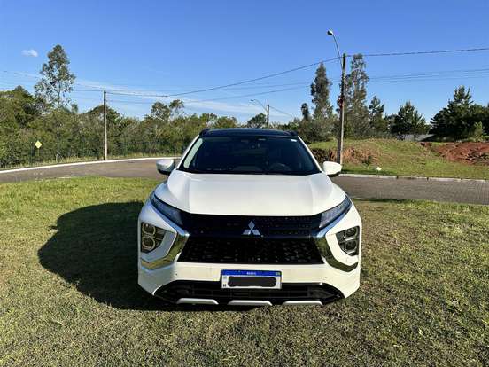 MITSUBISHI-ECLIPSE CROSS-2024