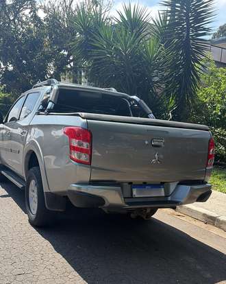 MITSUBISHI-L200 TRITON-2017