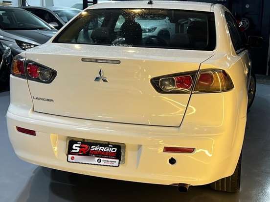 MITSUBISHI-LANCER-2.0 16V GASOLINA 4P AUTOMÁTICO MITSUBISHI-LANCER-2012