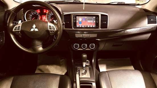 MITSUBISHI-LANCER-2019