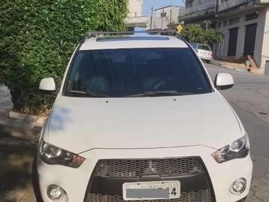 MITSUBISHI-OUTLANDER-2.0 16V GASOLINA 4P AUTOMÁTICO MITSUBISHI-OUTLANDER-2013