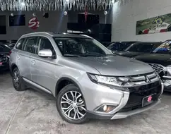 MITSUBISHI OUTLANDER 2.0 COMFORT 16V GASOLINA 4P AUTOMÁTICO MITSUBISHI OUTLANDER 2.0 COMFORT 16V GASOLINA 4P AUTOMÁTICO