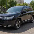 MITSUBISHI OUTLANDER 3.0 GT 4X4 V6 24V GASOLINA 4P AUTOMÁTICO MITSUBISHI OUTLANDER 3.0 GT 4X4 V6 24V GASOLINA 4P AUTOMÁTICO