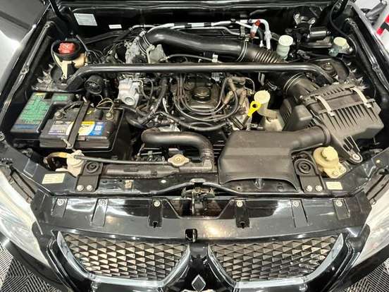 MITSUBISHI-PAJERO TR4-2.0 4X4 16V FLEX 4P MANUAL MITSUBISHI-PAJERO TR4-2010
