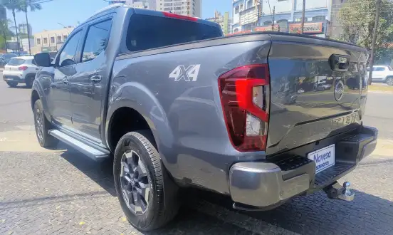NISSAN-FRONTIER-2024