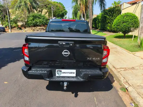 NISSAN-FRONTIER-2023