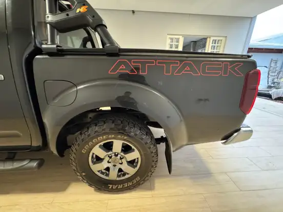 NISSAN-FRONTIER-2015
