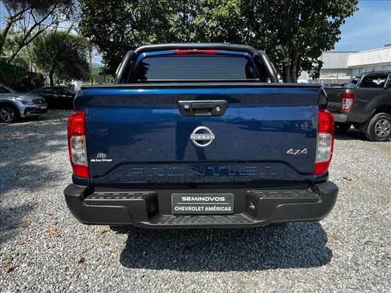 NISSAN-FRONTIER-2024
