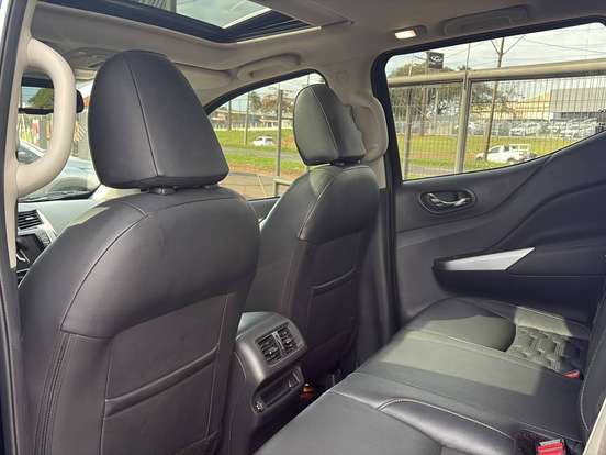 NISSAN-FRONTIER-2.3 16V TURBO DIESEL PLATINUM CD 4X4 AUTOMÁTICO NISSAN-FRONTIER-2024