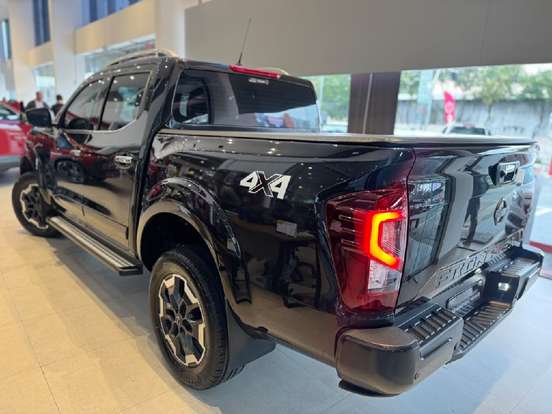 NISSAN-FRONTIER-2023